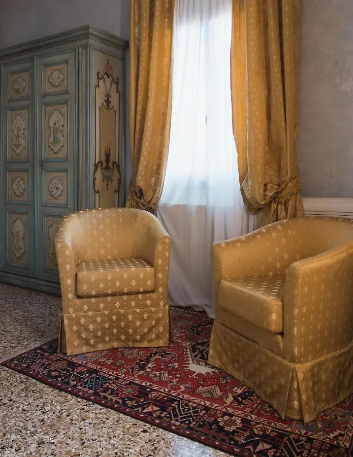Residenza Ca' Dorin Venice 3*,
